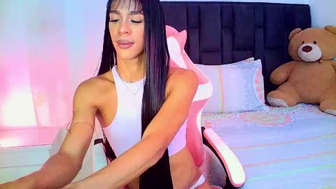 Snapshot of rosalindasexy chatting on 04/09/26, 06:19 Rosalinda online show from 04/09/26, 06:19