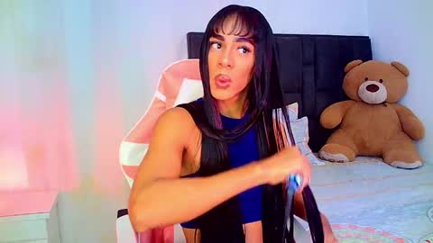 Snapshot of rosalindasexy chatting on 04/12/26, 04:17 Rosalinda online show from 04/12/26, 04:17
