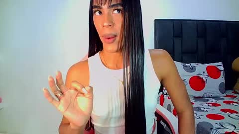 Snapshot of rosalindasexy chatting on 06/04/26, 09:54 Rosalinda online show from 06/04/26, 09:54