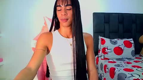 Snapshot of rosalindasexy chatting on 06/05/26, 06:52 Rosalinda online show from 06/05/26, 06:52