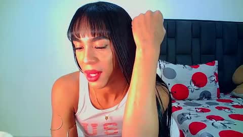 Snapshot of rosalindasexy chatting on 06/08/26, 06:14 Rosalinda online show from 06/08/26, 06:14