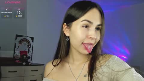 Snapshot of rosalion chatting on 11/21/25, 04:22 Kerry online show from 11/21/25, 04:22