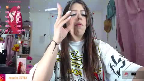 Snapshot of rosario_1996 chatting on 01/17/26, 06:40 rosario_1996 online show from 01/17/26, 06:40