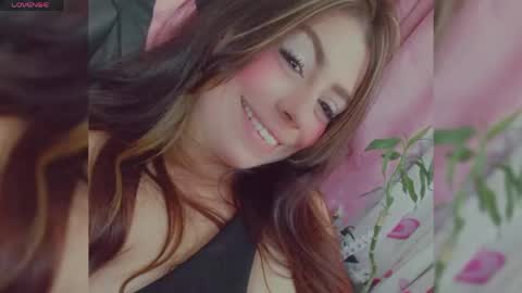 Snapshot of rosario_1996 chatting on 04/13/26, 06:57 rosario_1996 online show from 04/13/26, 06:57