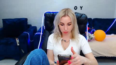 rose  shine online show from 03/08/25, 11:37