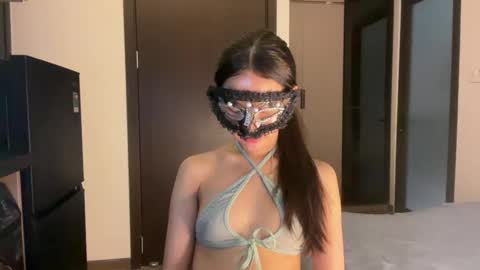 Snapshot of rose_ah chatting on 04/17/26, 03:53 rose_ah online show from 04/17/26, 03:53