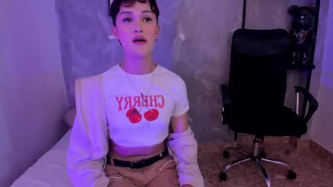 Rose online show from 02/25/25, 11:44
