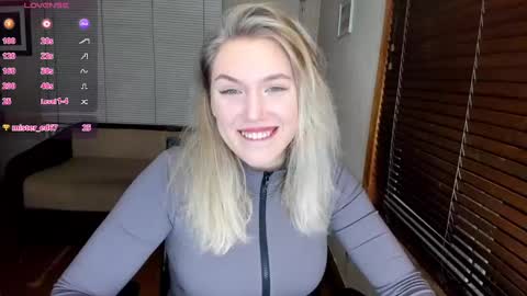 Snapshot of rose_brooks chatting on 12/04/24, 08:07 Rose but u can call me princess online show from 12/04/24, 08:07