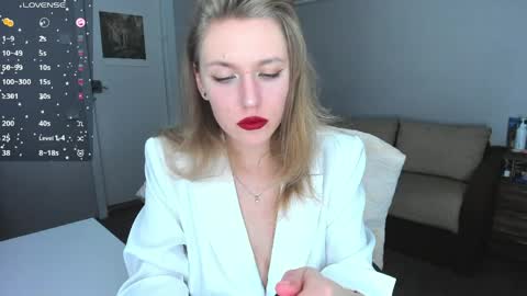 Rose but u can call me princess online show from 05/11/26, 08:28