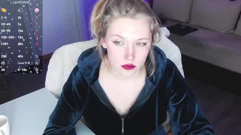 Rose but u can call me princess online show from 06/01/26, 08:21