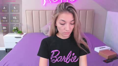 Kimberlly online show from 09/30/25, 12:15