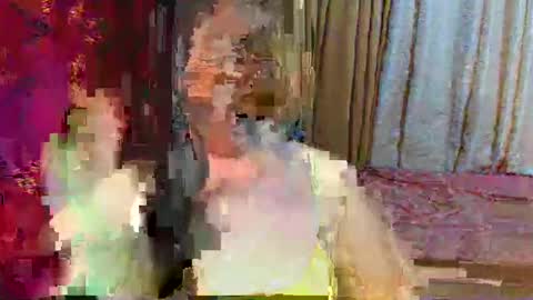 Snapshot of rose_heartfilia chatting on 01/01/25, 10:54 Danielle online show from 01/01/25, 10:54