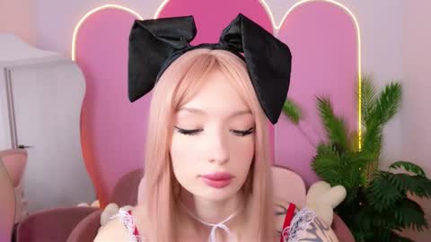 rose_kelly_ online show from 09/15/25, 09:53