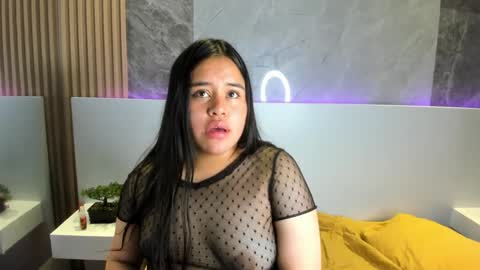 Rose 3 online show from 01/17/25, 03:32