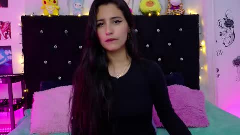 Rose online show from 09/16/25, 04:13