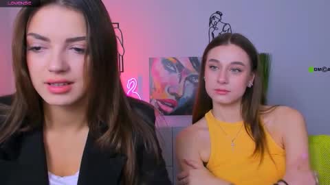 rose online show from 10/03/25, 08:44