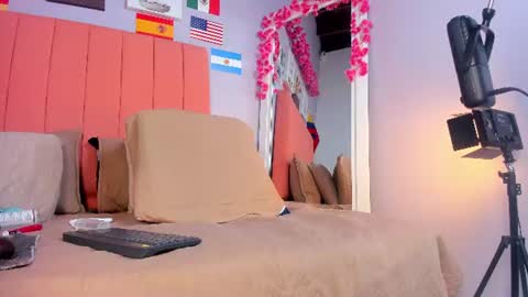 Rosse online show from 07/10/26, 07:27
