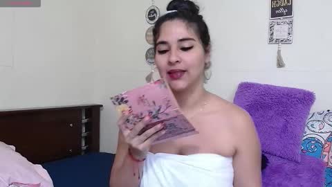 rose_towers4 online show from 10/13/25, 02:17