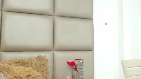 rose_valentiine online show from 06/20/26, 12:41
