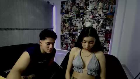 Snapshot of roseandviktor23 chatting on 09/22/25, 10:45 Rose Sins and Don Viktor online show from 09/22/25, 10:45