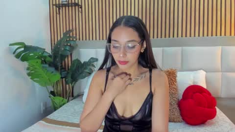 roseaurora online show from 02/25/26, 01:21