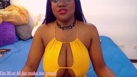 Your girl Rose  6k of followers online show from 12/02/24, 04:42