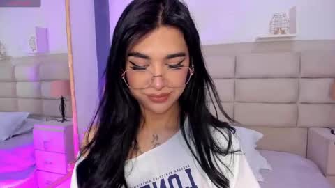 Rose online show from 10/08/25, 01:42