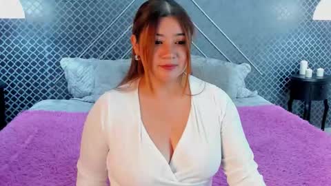 Snapshot of rosee_park chatting on 12/14/25, 11:48 Rosee online show from 12/14/25, 11:48