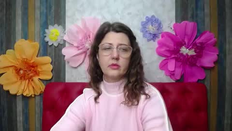 RoseHille online show from 12/01/25, 03:17