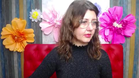 RoseHille online show from 12/04/25, 03:10
