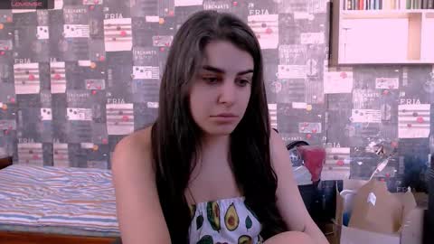 Rose online show from 09/23/25, 07:22