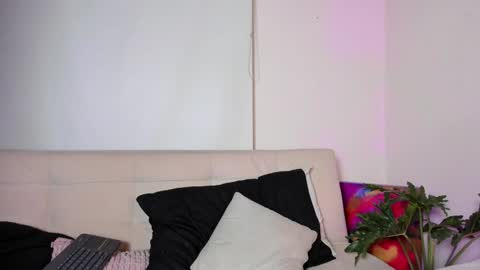 Lyla OF roselinedior online show from 12/03/24, 03:00
