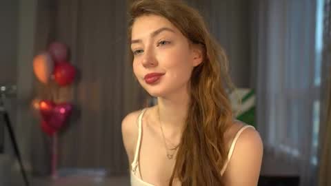 Snapshot of rosellegaeta chatting on 10/19/25, 04:24 Elsa online show from 10/19/25, 04:24
