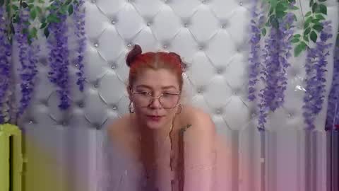 Snapshot of roselyn_arnold chatting on 01/16/25, 06:06 Julieta online show from 01/16/25, 06:06