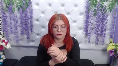 Snapshot of roselyn_arnold chatting on 01/30/25, 01:10 Julieta online show from 01/30/25, 01:10