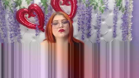 Snapshot of roselyn_arnold chatting on 02/18/25, 12:17 Julieta online show from 02/18/25, 12:17