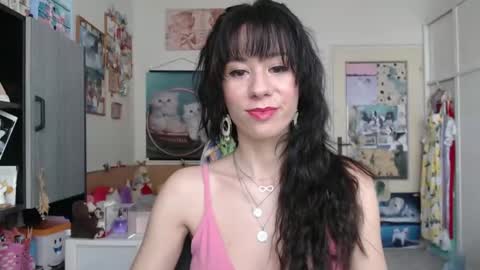 Rose online show from 04/21/26, 10:43