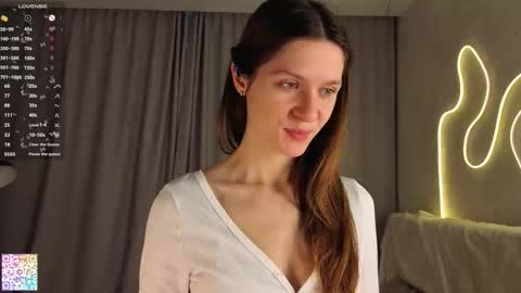 Graise online show from 10/17/25, 04:15