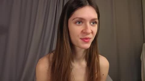 Graise online show from 10/22/25, 05:41