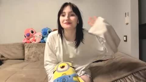 Nika online show from 11/18/25, 09:58