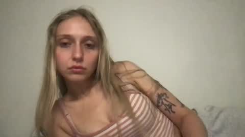 RosePuzzy69 online show from 10/01/25, 07:03