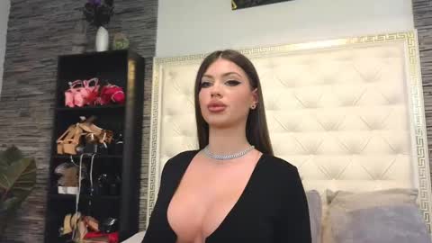 Gabriela online show from 02/19/25, 07:06