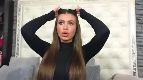 Snapshot of rosevanessa chatting on 11/03/25, 07:31 Gabriela online show from 11/03/25, 07:31