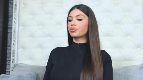 Snapshot of rosevanessa chatting on 11/13/25, 07:51 Gabriela online show from 11/13/25, 07:51