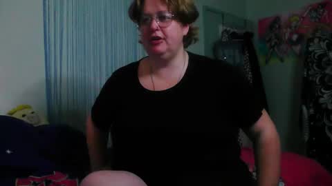 Snapshot of rosey231357695 chatting on 12/03/25, 07:27 Rosey online show from 12/03/25, 07:27