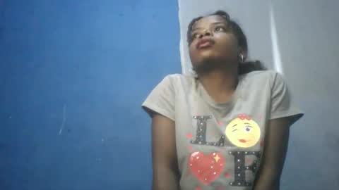 Roseyaa online show from 09/25/25, 10:19