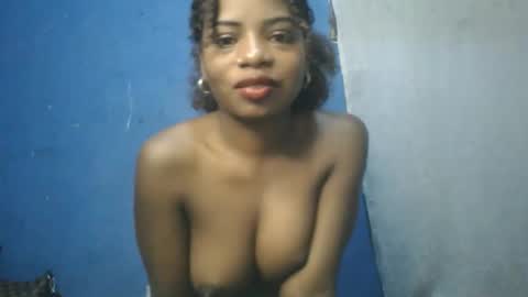 Roseyaa online show from 09/26/25, 03:38