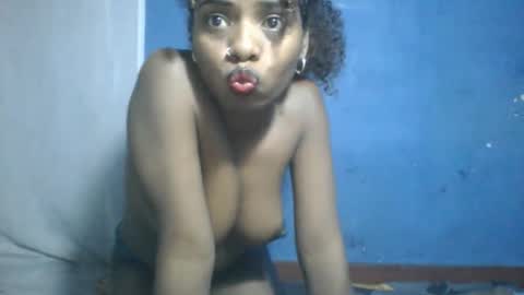 Roseyaa online show from 10/13/25, 05:57