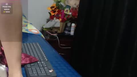 roshy online show from 10/23/25, 05:44