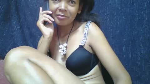 rosia685234 online show from 02/14/25, 09:45